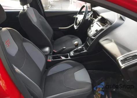 2016 Ford Focus St from USA, damaged, VIN 1FADP3L95GL310409